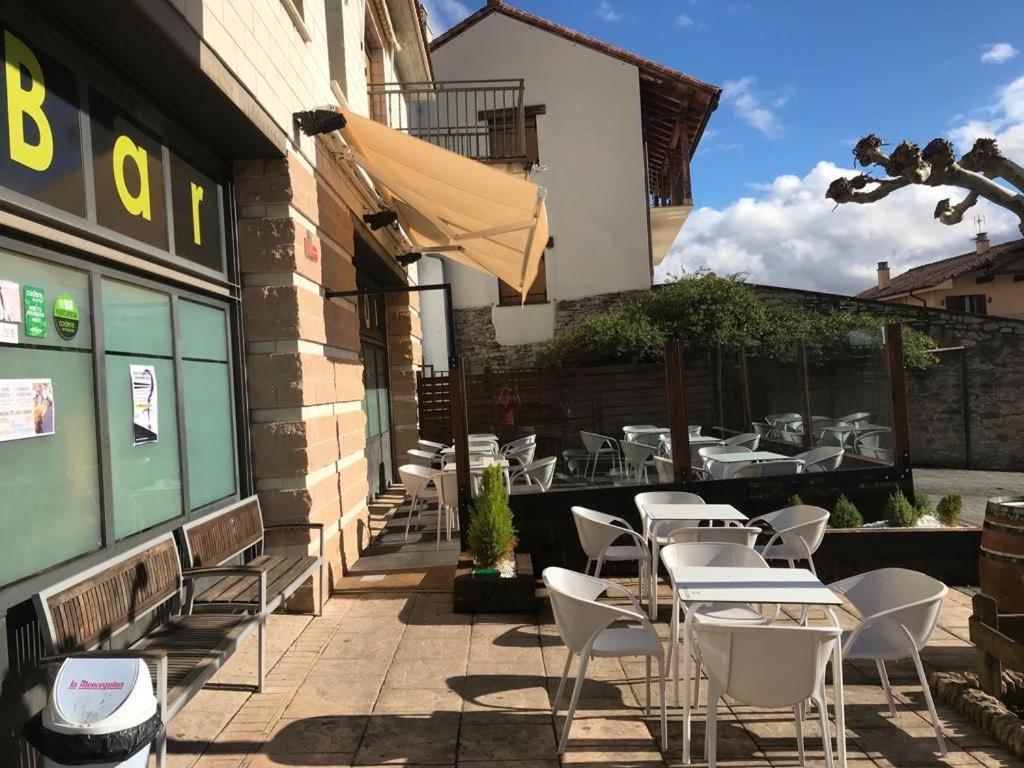 Hostal Ardoi Zizur Mayor Esterno foto