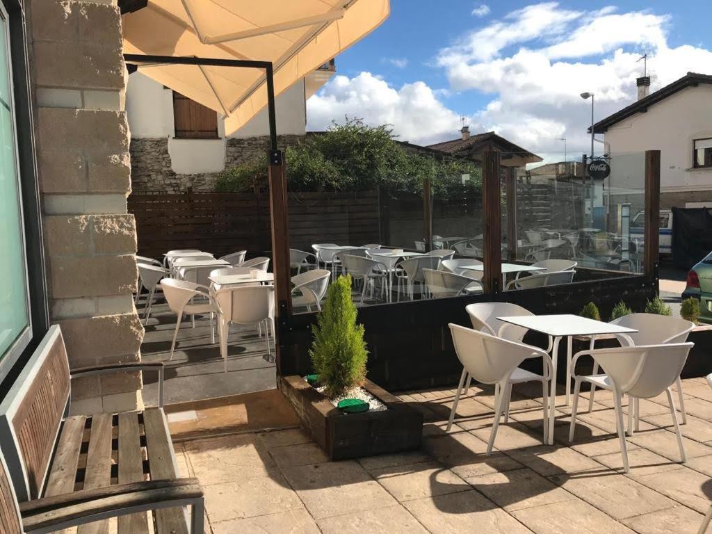 Hostal Ardoi Zizur Mayor Esterno foto
