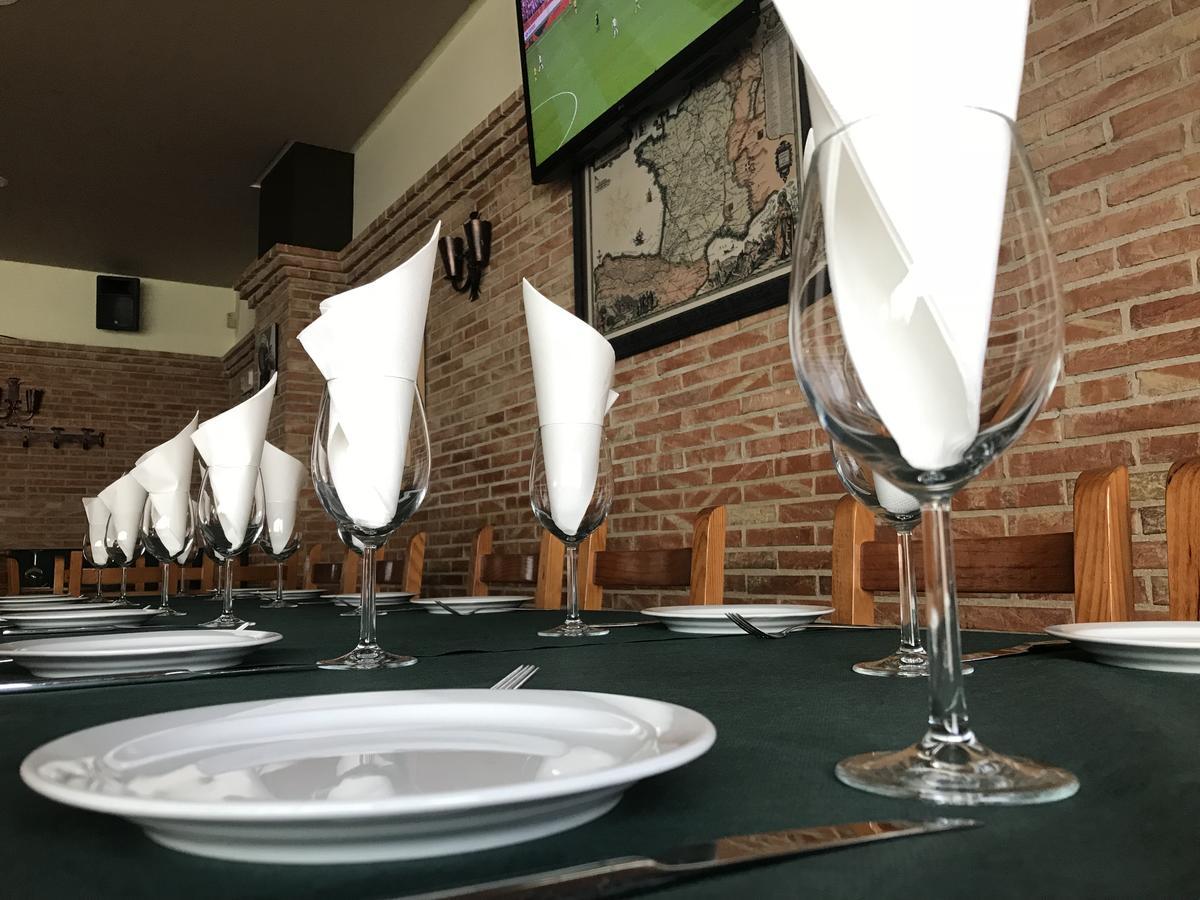 Hostal Ardoi Zizur Mayor Esterno foto